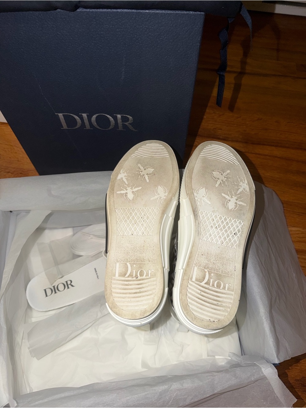 Dior Grey/White Oblique High-Top Sneakers - Picture 4 of 5